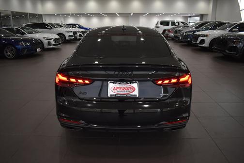 Mythos Black Metallic 2022 Audi Q5 45 S line Premium Plus