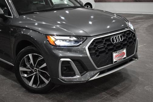 2023 Audi Q5 45 S line Premium Plus