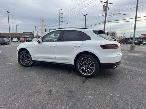 2018 Porsche Macan S