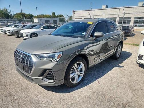 2022 Audi Q3 45 S line Premium Plus