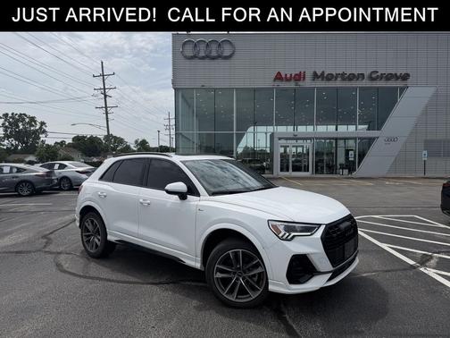 Ibis White 2023 Audi Q3 S line Premium