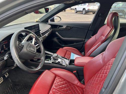 2023 Audi S4 Premium Plus TFSI quattro Tiptronic