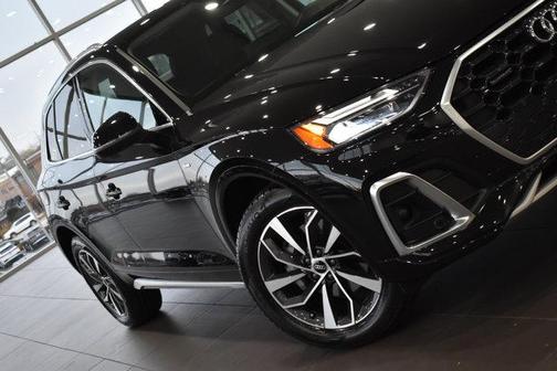2023 Audi Q5 45 S line Premium