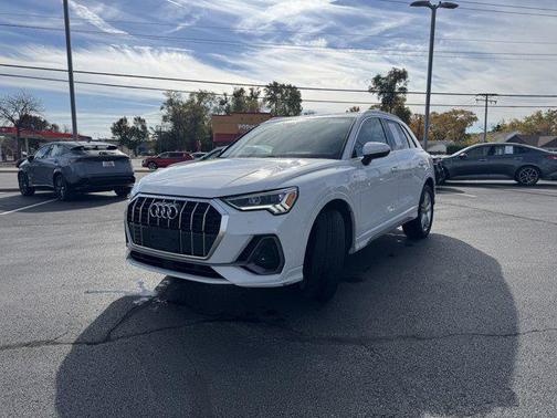 2022 Audi Q3 45 S line Premium Plus
