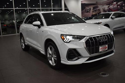 2022 Audi Q3 45 S line Premium Plus