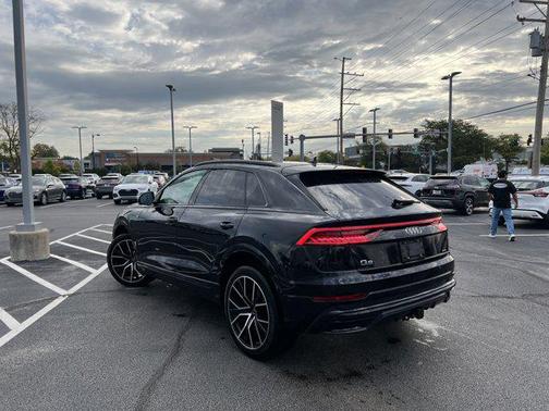 2023 Audi Q8 55 Premium Plus