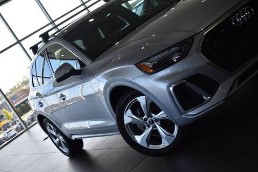 2022 Audi Q5 45 S line Premium Plus
