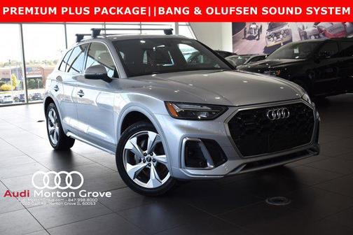 2022 Audi Q5 45 S line Premium Plus