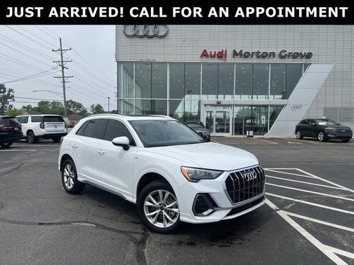 2022 Audi Q3 45 S line Premium