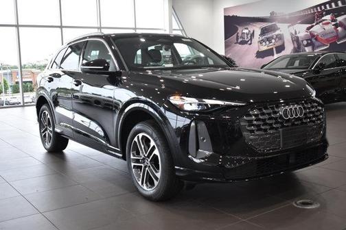 2025 Audi Q5 Premium