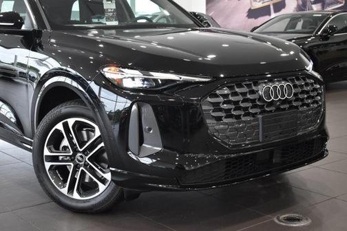 2025 Audi Q5 Premium