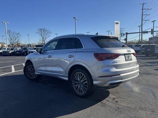 2022 Audi Q3 40 Premium