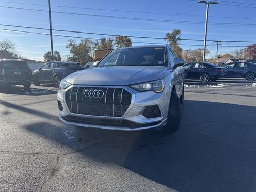 2022 Audi Q3 40 Premium