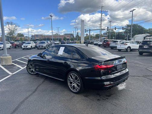 2023 Audi S4 Premium Plus TFSI quattro Tiptronic