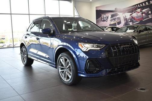2025 Audi Q3 Premium 45 TFSI S line quattro Tiptronic