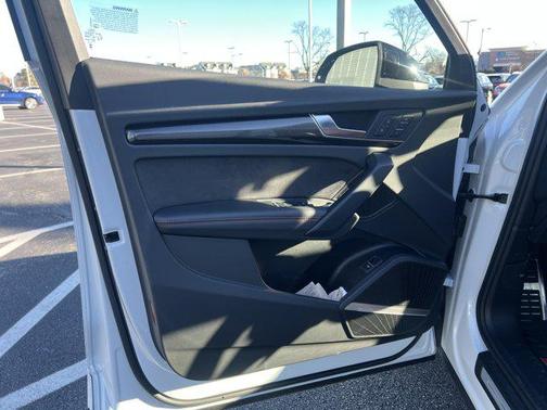 2024 Audi SQ5 3.0T Prestige