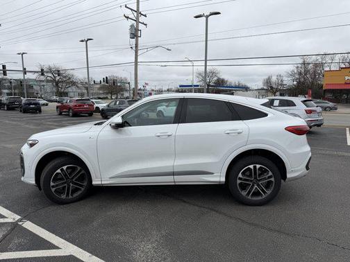 Arkona White 2025 Audi Q5 Premium TFSI quattro S tronic