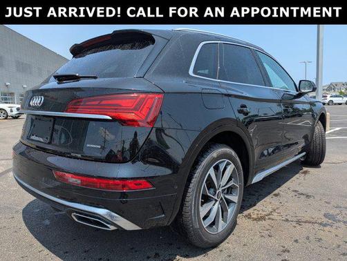 2023 Audi Q5 45 S line Prestige