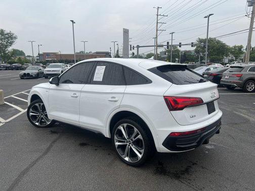 2022 Audi Q5 45 S line Prestige
