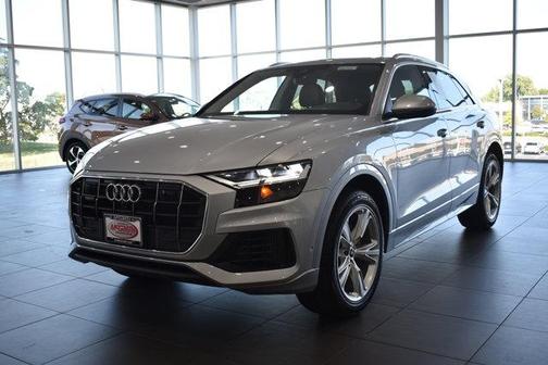 2022 Audi Q8 55 Premium Plus
