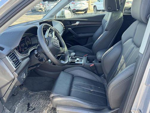2023 Audi Q5 45 S line Premium Plus