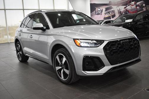2023 Audi Q5 45 S line Premium Plus