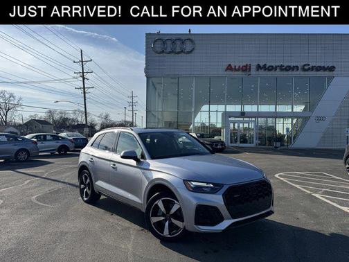 2023 Audi Q5 45 S line Premium Plus