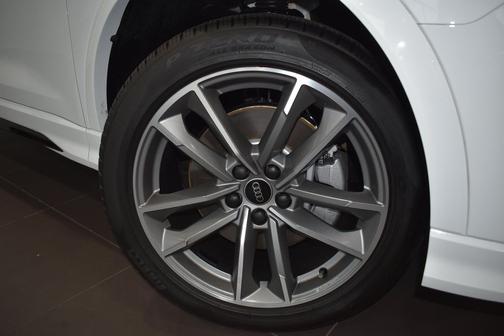 Arkona White 2025 Audi Q3 Premium 45 TFSI S line quattro Tiptronic