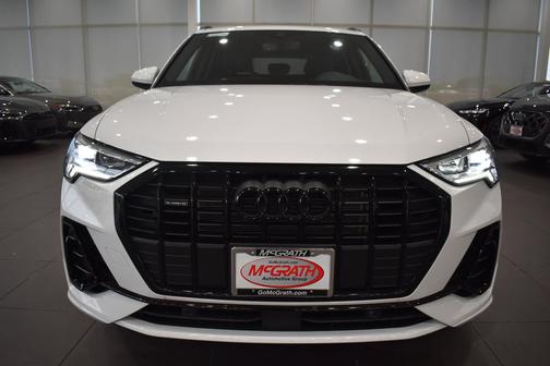 Arkona White 2025 Audi Q3 Premium 45 TFSI S line quattro Tiptronic