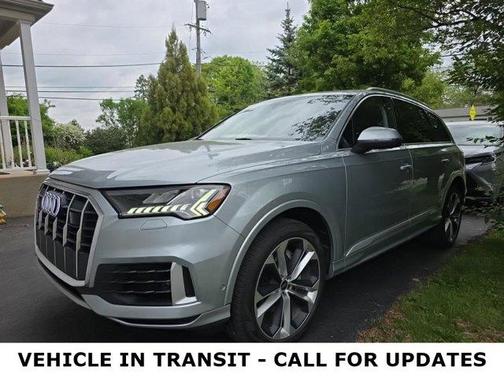 Satellite Silver Metallic 2023 Audi Q7 55 Premium Plus