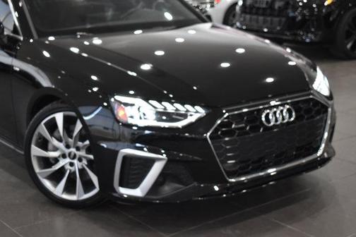 2023 Audi A4 45 S line Premium Plus