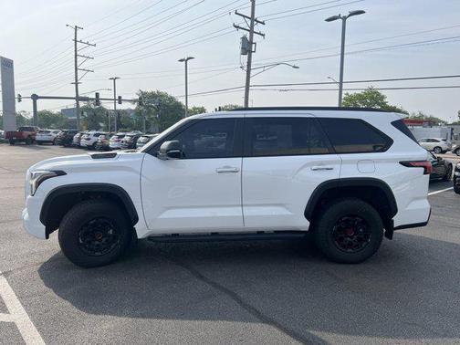 2024 Toyota Sequoia Base