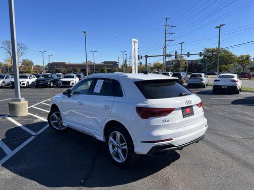 2022 Audi Q3 45 S line Premium Plus