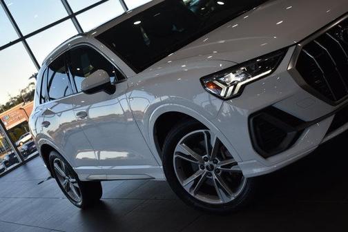 2022 Audi Q3 45 S line Premium Plus