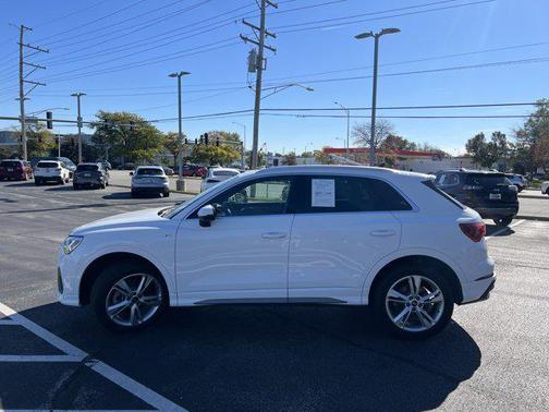 2022 Audi Q3 45 S line Premium Plus