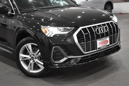 2022 Audi Q3 45 S line Premium Plus