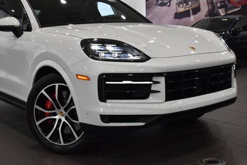 2024 Porsche Cayenne S