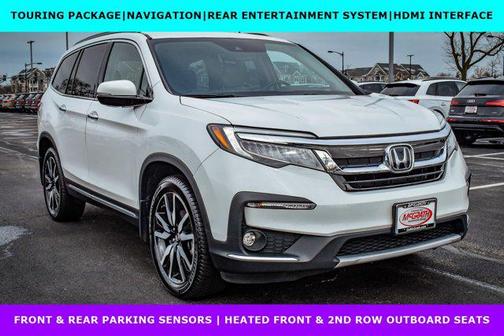 2022 Honda Pilot Touring 8-Passenger