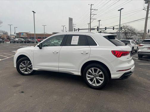 2021 Audi Q3 45 S line Premium