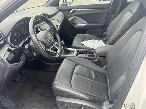 2021 Audi Q3 45 S line Premium