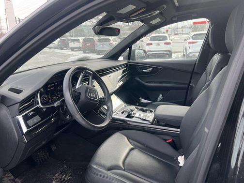 2022 Audi Q7 55 Premium Plus