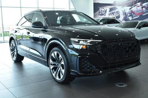 2025 Audi Q8 55 Premium Plus