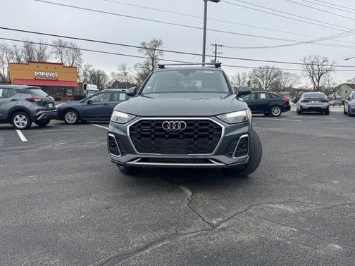 2022 Audi Q5 45 S line Premium Plus