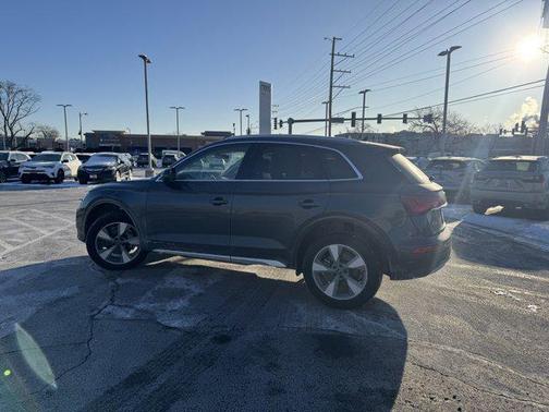 2024 Audi Q5 40 Premium Plus