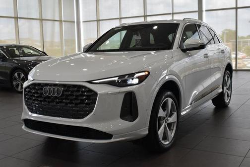 2025 Audi Q5 Premium Plus