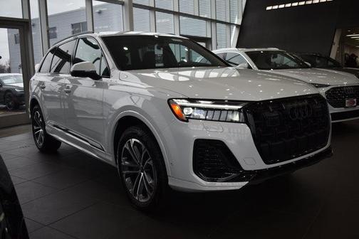 2026 Audi Q7 45 Premium