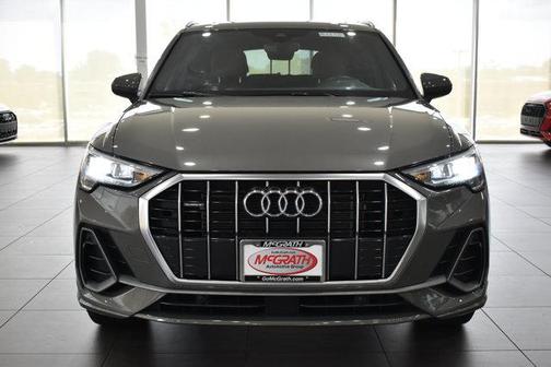 2022 Audi Q3 45 S line Premium