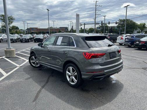 2022 Audi Q3 45 S line Premium