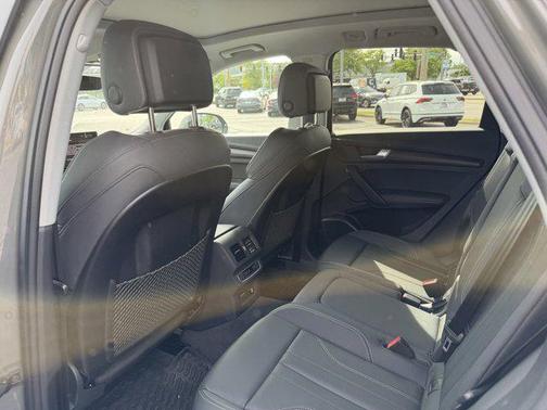 Chronos Gray Metallic 2024 Audi Q5 45 S line Premium Plus