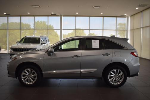Lunar Silver Metallic 2017 Acura RDX Technology Package